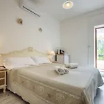 Penzion Charming Hideaway Self Check-in - Accesso Autonomo 3*